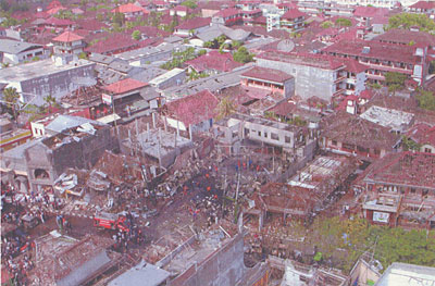 インドネシア・バリ島における爆弾テロ事件(オーストラリア連邦警察提供)