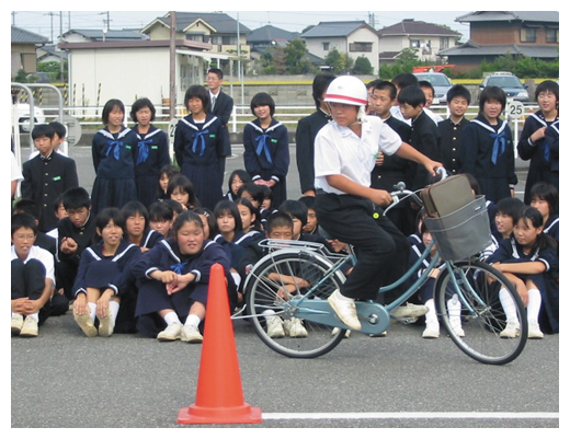中学校での交通安全教室（香川）