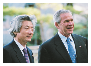 写真　京都を視察する小泉首相とブッシュ大統領