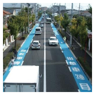 自転車専用通行帯の設置例（兵庫県尼崎市）
