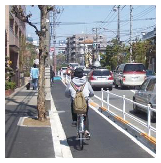 自転車道の整備例（東京都三鷹市）