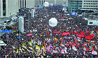 モスクワ中心部で行われた大規模抗議集会の状況（12月）（時事）