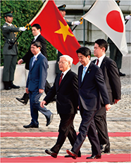 チョン・ベトナム共産党中央執行委員会書記長来日に伴う警護警備（9月）（AFP=時事）
