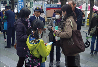 埼玉県警察による街頭キャンペーンの状況