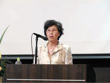 高橋シズヱさんによる講演の写真