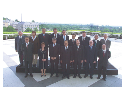 G8司法・内務閣僚級会合(2004年(平成16年)5月、ワシントン)