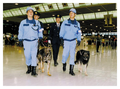 成田国際空港での警戒状況