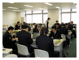 財務捜査研修センターでの研修風景