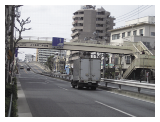 大型貨物車の中央寄り車線規制