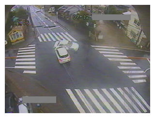 交通事故自動記録装置による撮影画像の連続写真