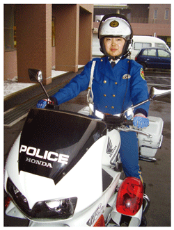 鹿児島県警察本部交通部交通機動隊　入佐絵里子（いりさ　えりこ）　巡査長