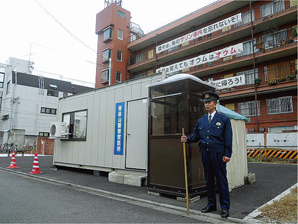 教団施設周辺の警戒警備状況