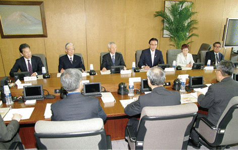 国家公安委員会の定例会議