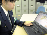 京都府警察本部交通部 交通企画課交通戦略室情報分析係 (現 京都府中京警察署交通課交通総務係) 西村 愛(にしむら あい) 巡査部長