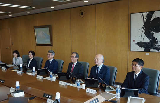 国家公安委員会の定例会議