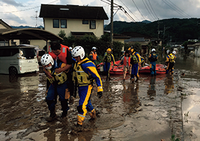 ボートによる救出救助活動（熊本）