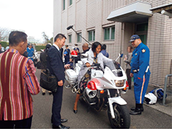宮崎県警察での東ティモール警察官への研修の様子