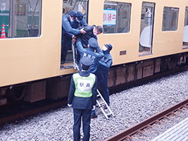 鉄道における官民合同訓練